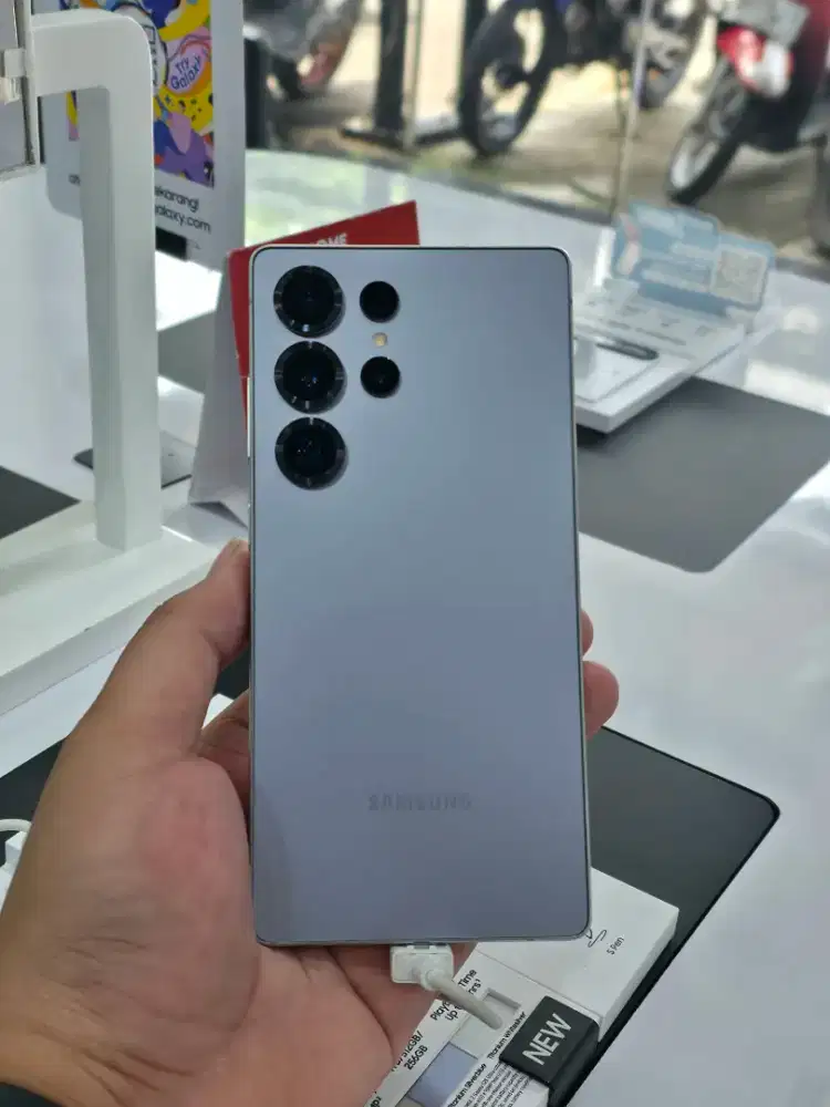 Cuma 17.999JT Samsung Galaxy S25 Ultra