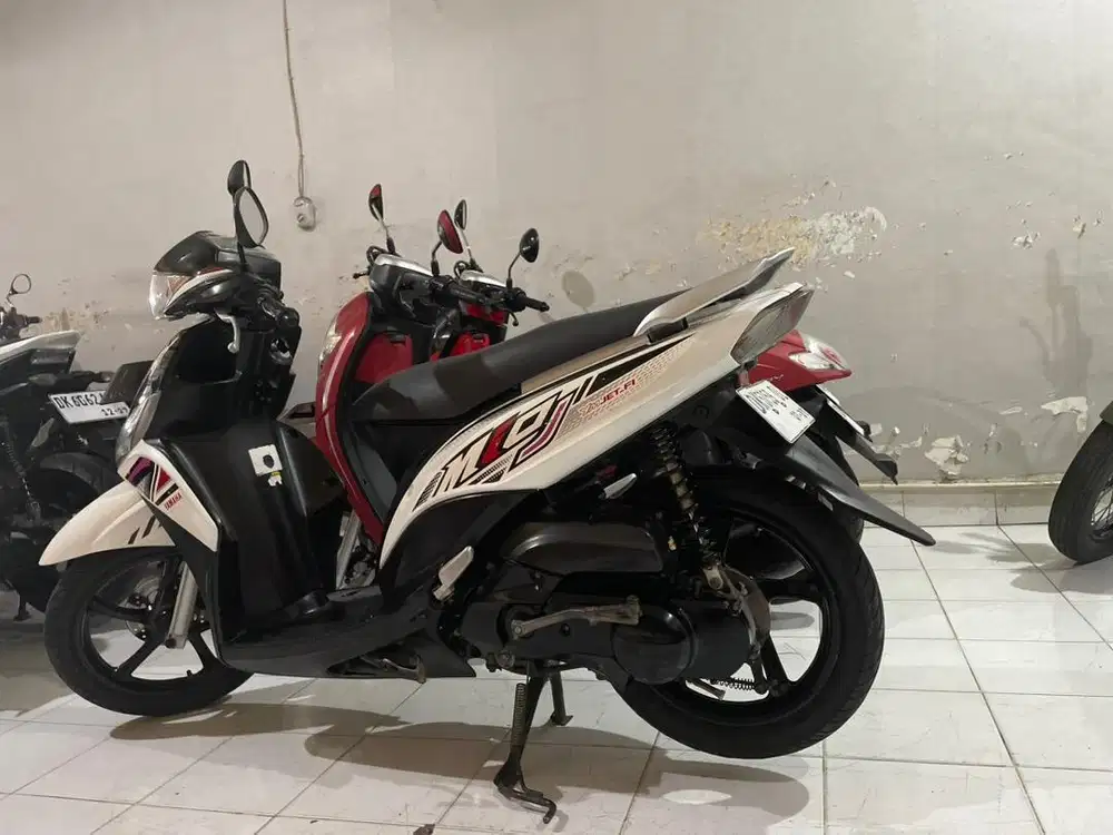 Mio j 2012  bintang  dewata motor
