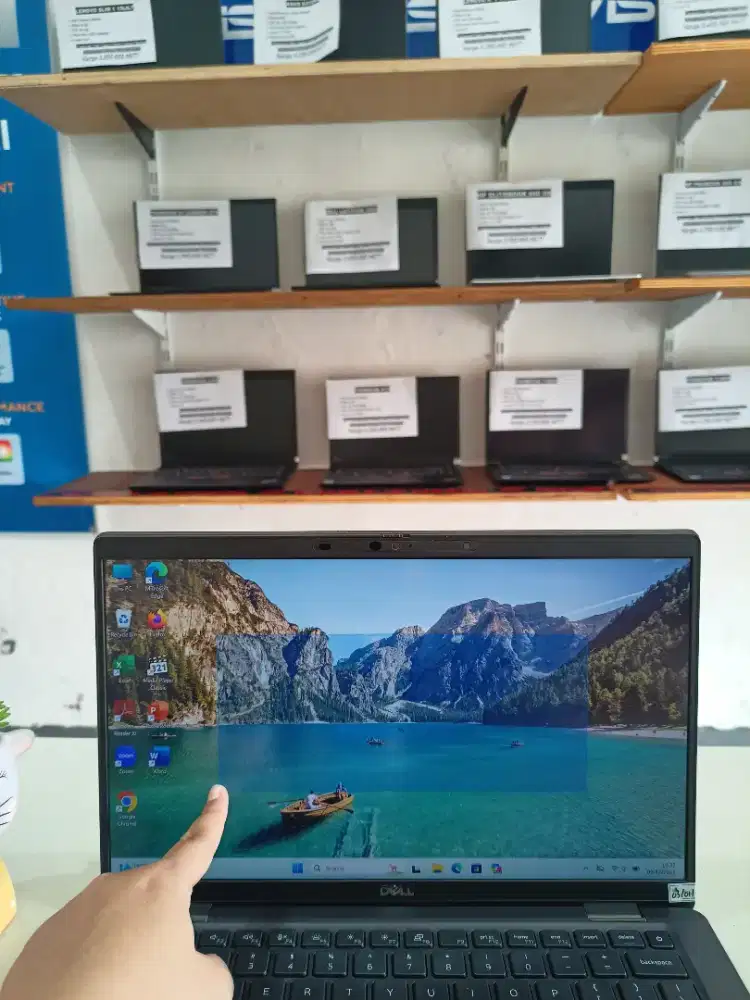 Laptop bekas Dell latitude 7420 Intel Core i5-Gen11 Ram 16 GB