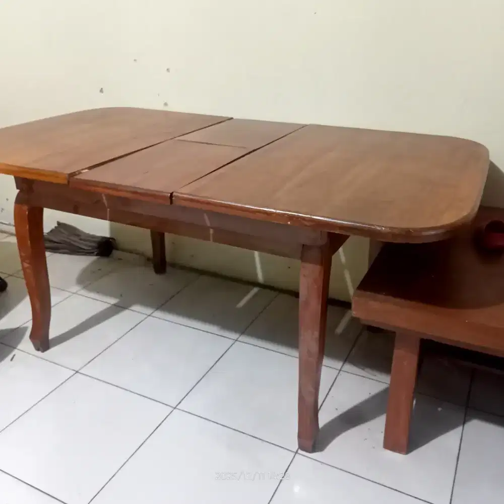 Meja makan jati 160*80 bekas dah melamin Bogor