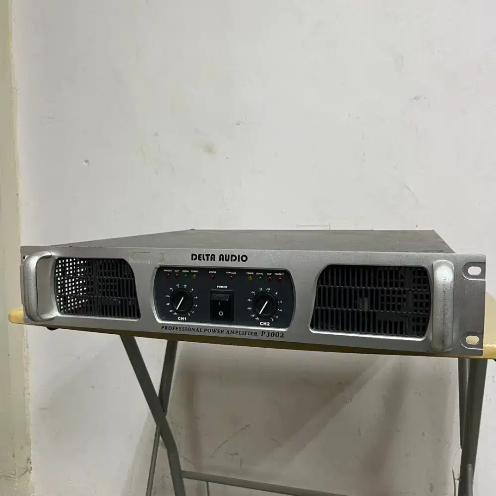 Delta Audio Power Amplifier P3002 2 Channel