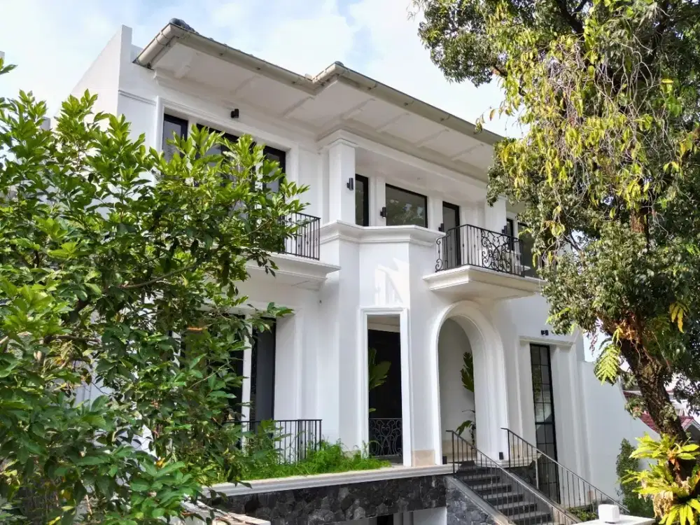 dijual Rumah Brand New Luxurious Area Kebayoran Baru