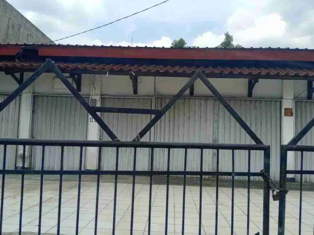 Sewa Ruko Eks showroom Mobil