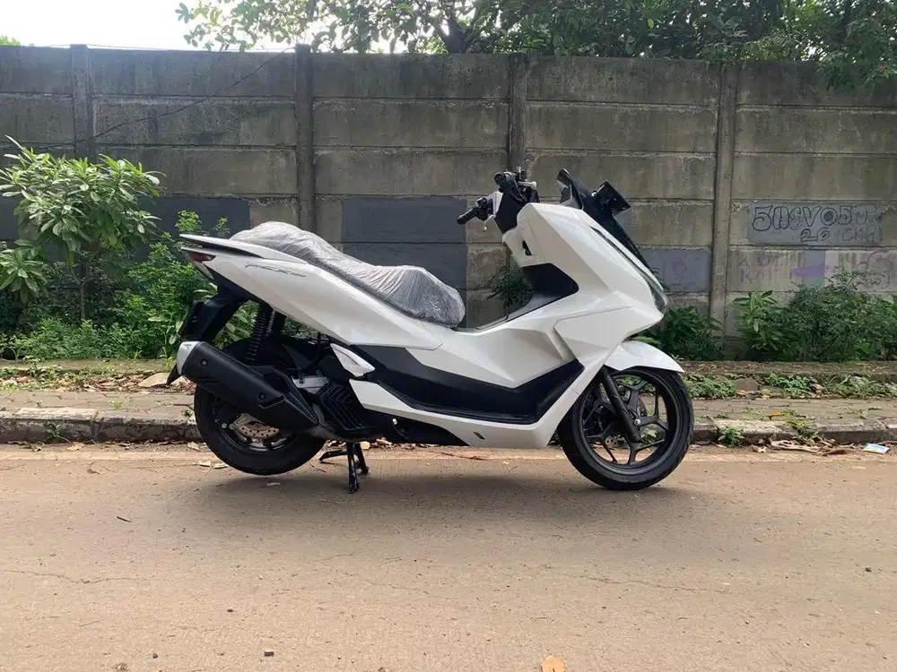 DP2 JT HONDA ALL NEW PCX 160 CBS TAHUN 2025 CASH & CREDIT 13RB