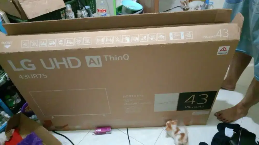 LG UHD AI ThinQ WebOS 43in