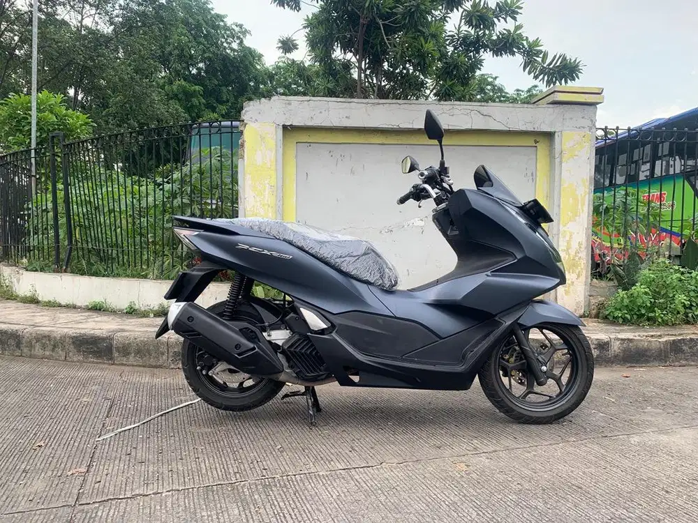 DP 1.JT HONDA NEW PCX 160 CBS THN 2024 CASH & CREDIT KM 18RB