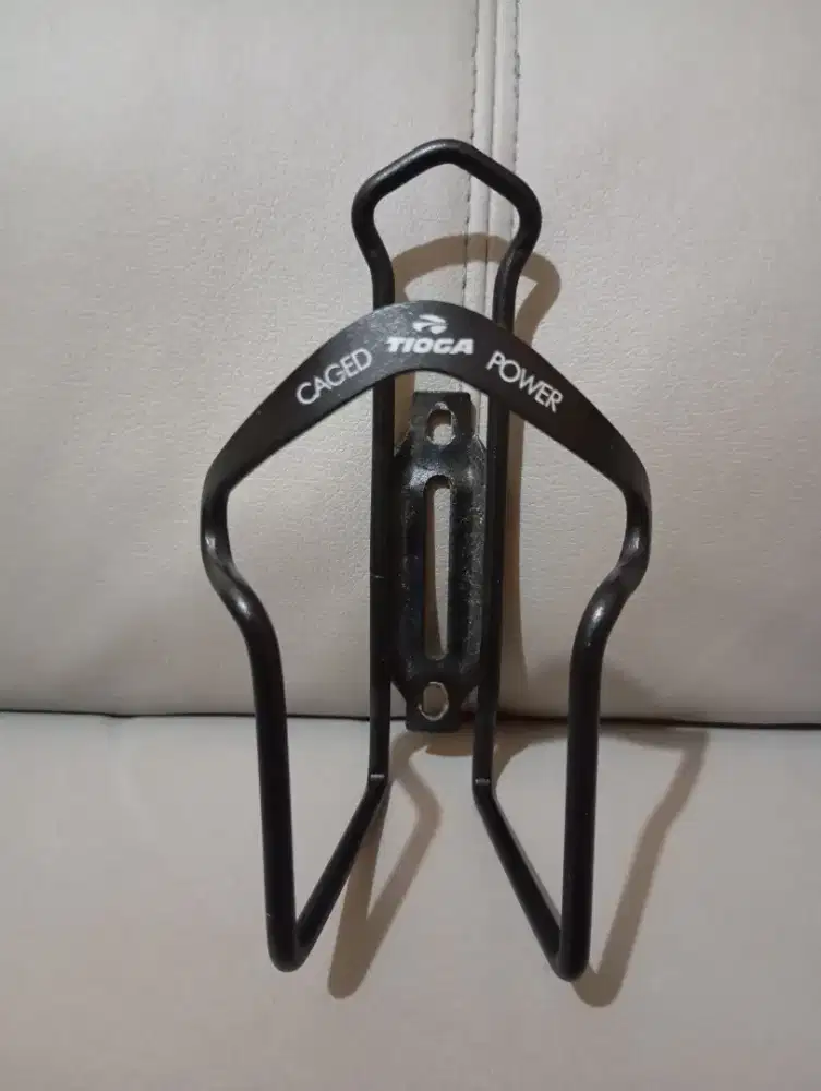 Tioga tempat botol sepeda