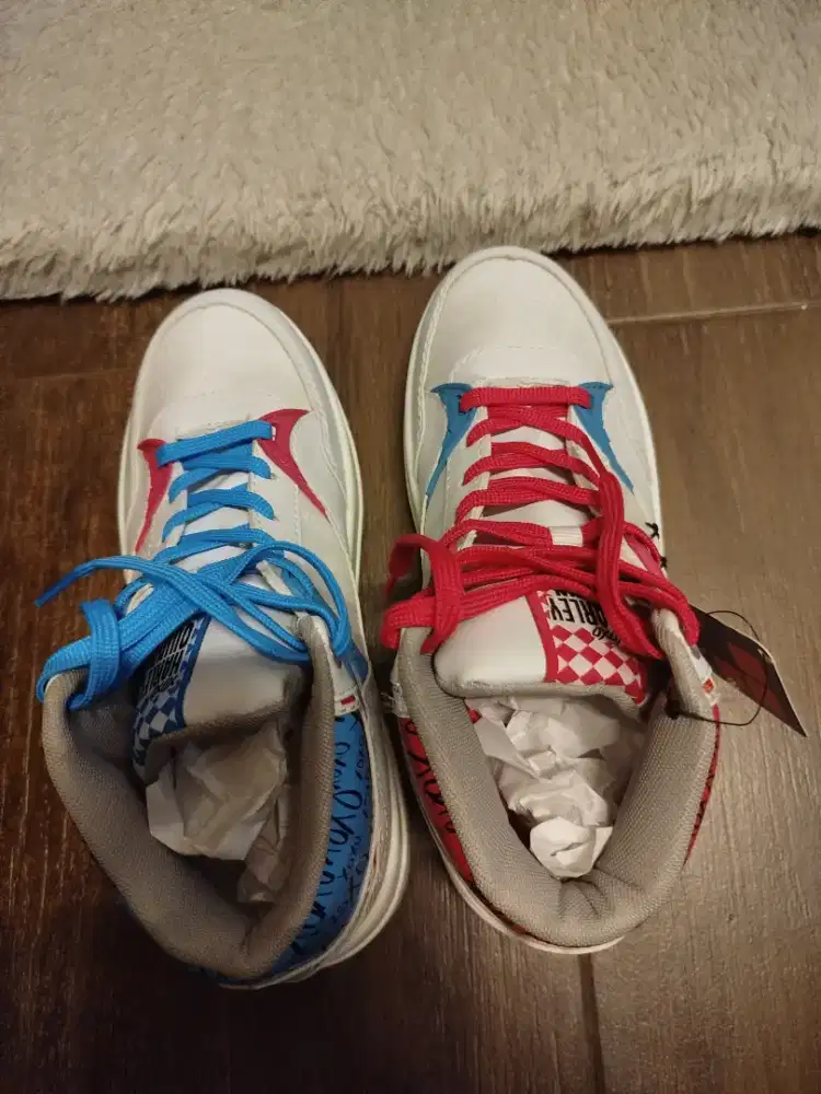 Sepatu Harley Quinn aero street