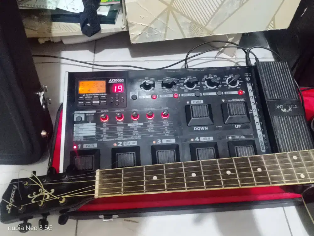 Efek Korg Tonework AX3000