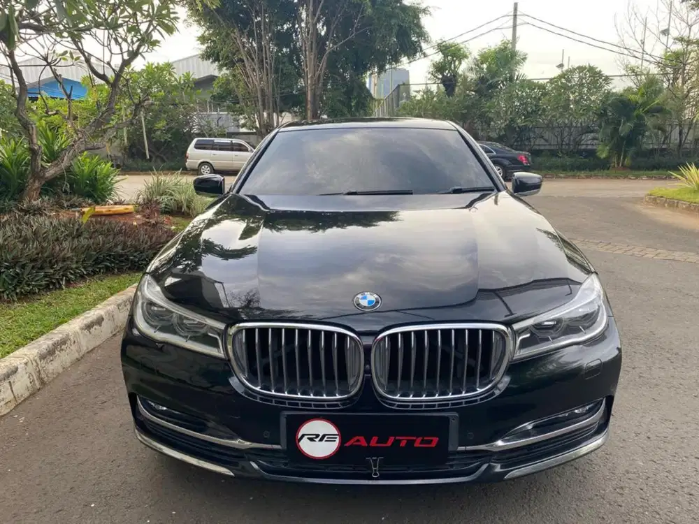 BMW 740i pure excellence 3.0L 2017