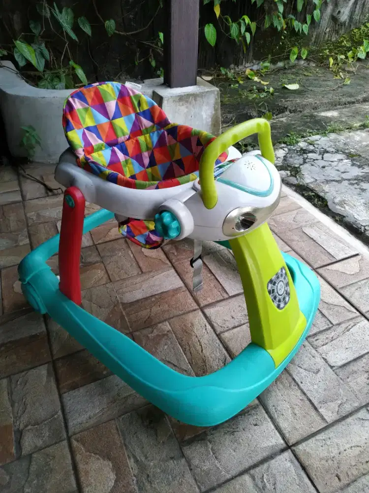 Babydoes Baby Walker Mainan Anak Bayi