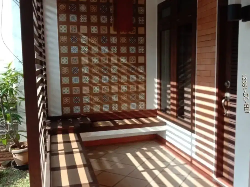 Rumah Siap Huni Di Sektor 5 Bintaro Jaya  Tangerang Selatan