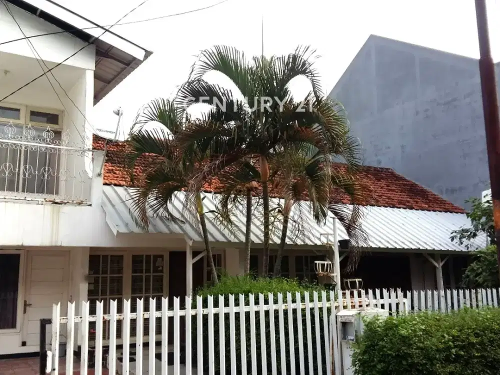 Rumah Di Cilandak Dalam Perumahan Dekat MRT Cipete 9631