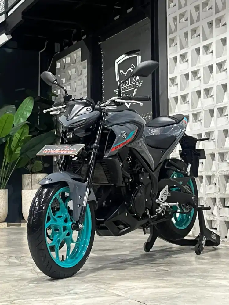 ODO 1800 perak‼️New MT25 2023. DANNY Mustika Motor Sulfat