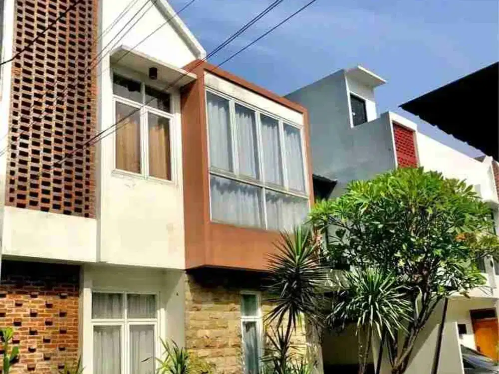 rumah siap huni di Kalisari pasar rebo Jakarta Timur