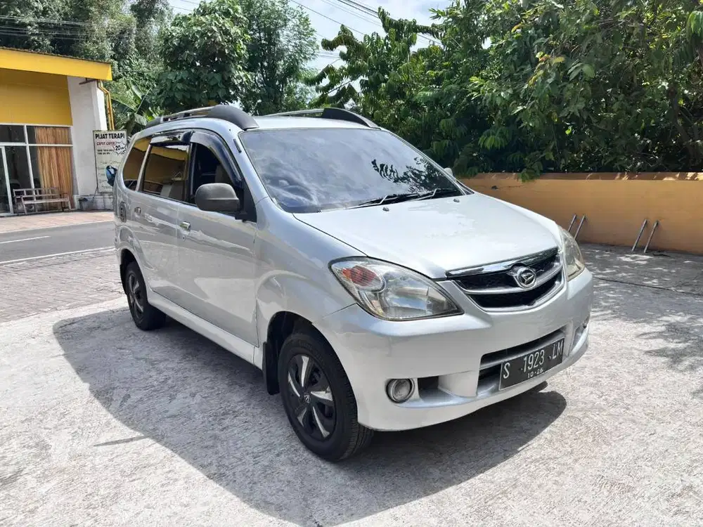 2005 Daihatsu Xenia 1.0 Li Plat S off mujiono mobil bekas sekoto