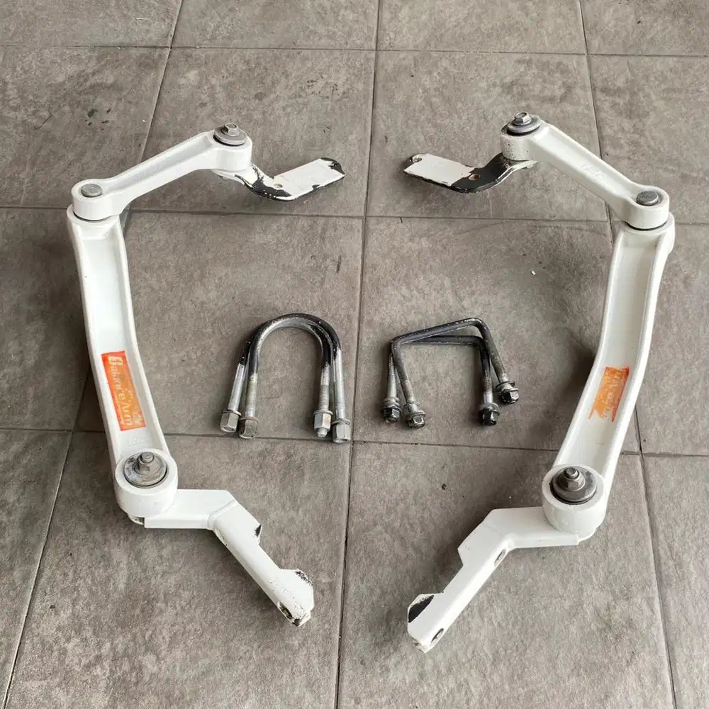 Fortuner VRZ Balance Arm JS1 Thailand Stabilizer Belakang Ori