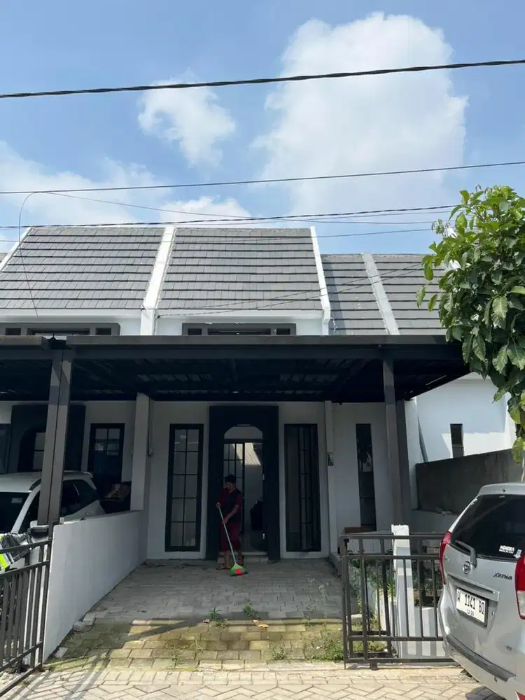 Oper kredit rumah de naila park type maeza 1lt