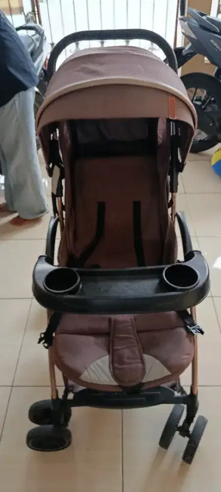 STROLER MERK SPIDER BEKAS