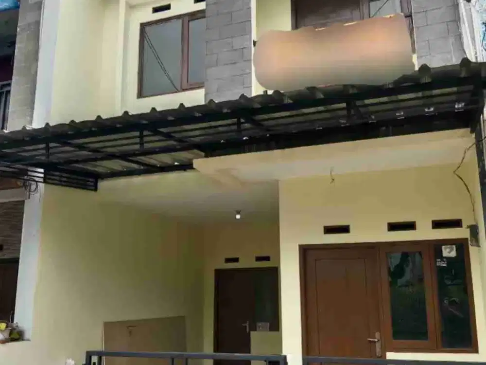 Rumah Bagus Murah dalam Cluster di Condet
