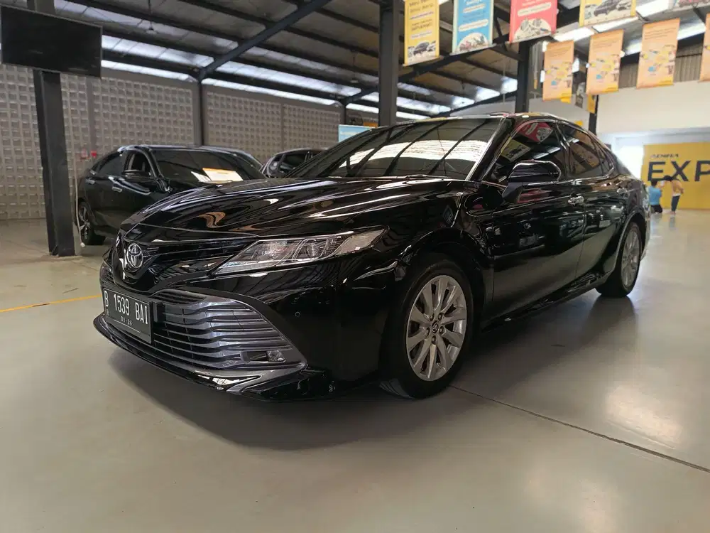 (Pajak Panjang 1thn) Toyota Camry 2.5 V AT 2020 / 2021