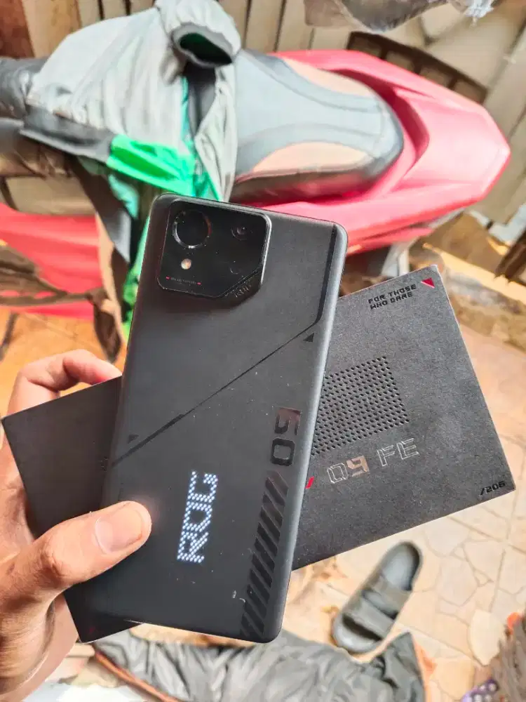 Rog phone 9 Fe 12/256 fullset mulus no minus bisa TT/BT