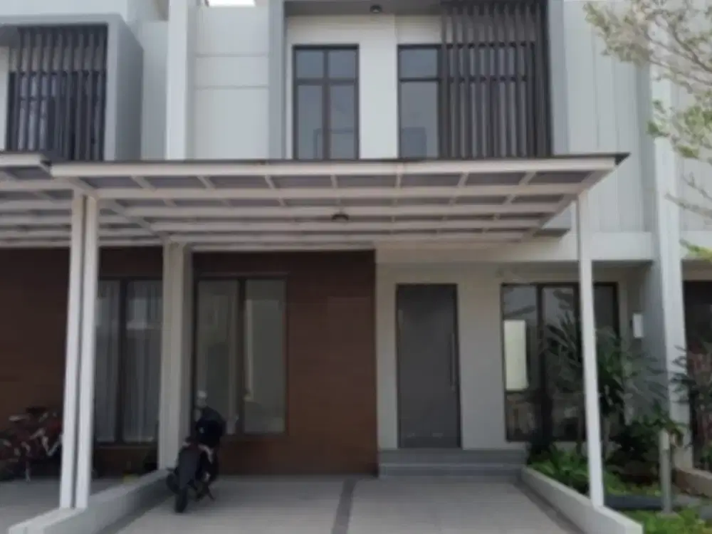 Rumah 2lt 7x16 112m 3KT Cluster Shinano JGC Jakarta Garden City