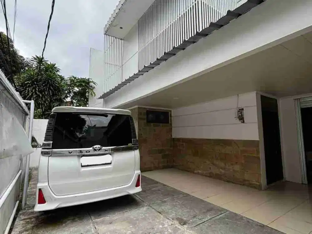 for salle rumah di Ciomas Senopati jakarta selatan