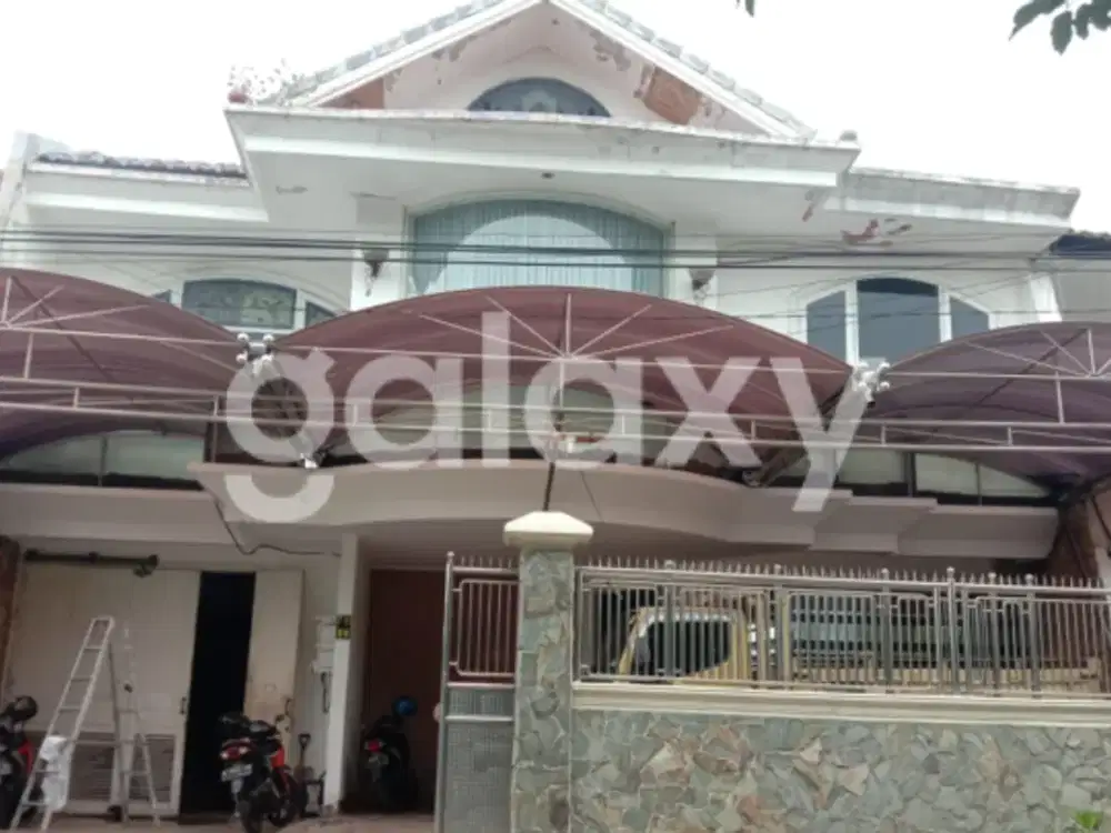 Rumah 2 Lantai Dekat Pakuwon City Siap Huni Strategis Mulyosari Mas