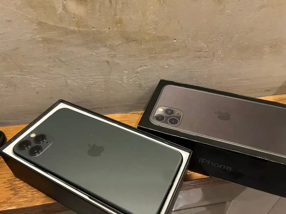 iphone 11 pro max 256gb ada baru 4H