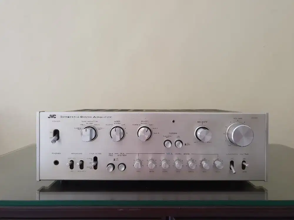 Amplifier jvc vn-900