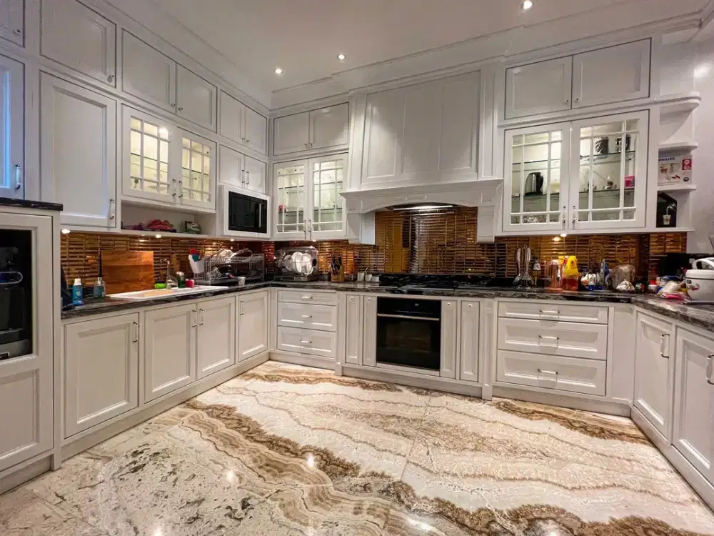 Ss2323- Murah! Dijual Rumah Lux SF 10x20 di Royal Gading Mansion NEGO