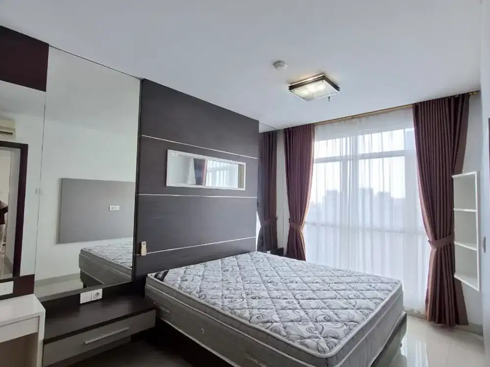 Disewakan Apartemen Central Park 2+1 Bedroom Furnished