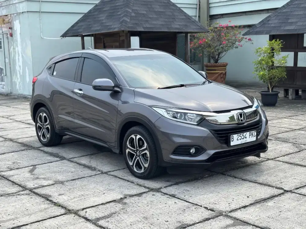 [Low KM] [Super Muluss] HRV E CVT 2019 AY