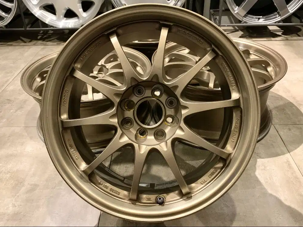 Velg Volkrays CE28N Japan, R-17, Lebar 7.5 - 8.5, PCD 4x100