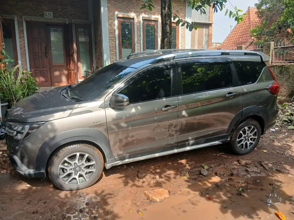 Suzuki XL7 2022 Bensin