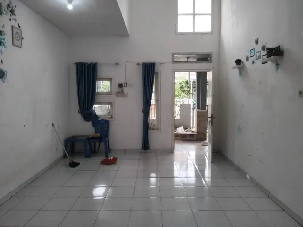 di jual cepat rumah lantai 1