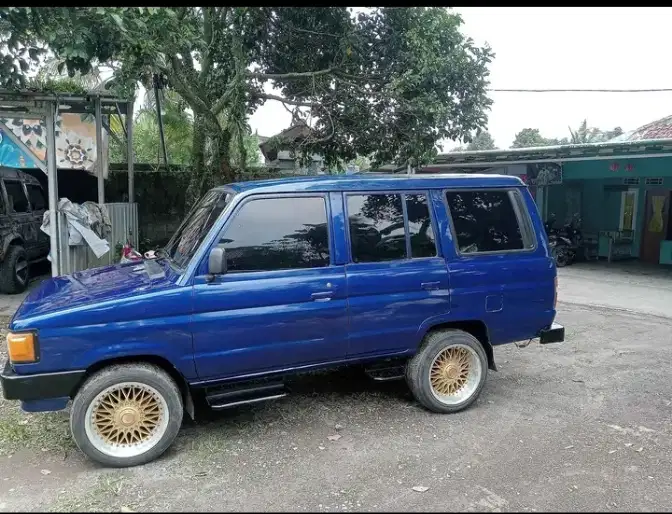 Toyota Kijang 1990 Bensin