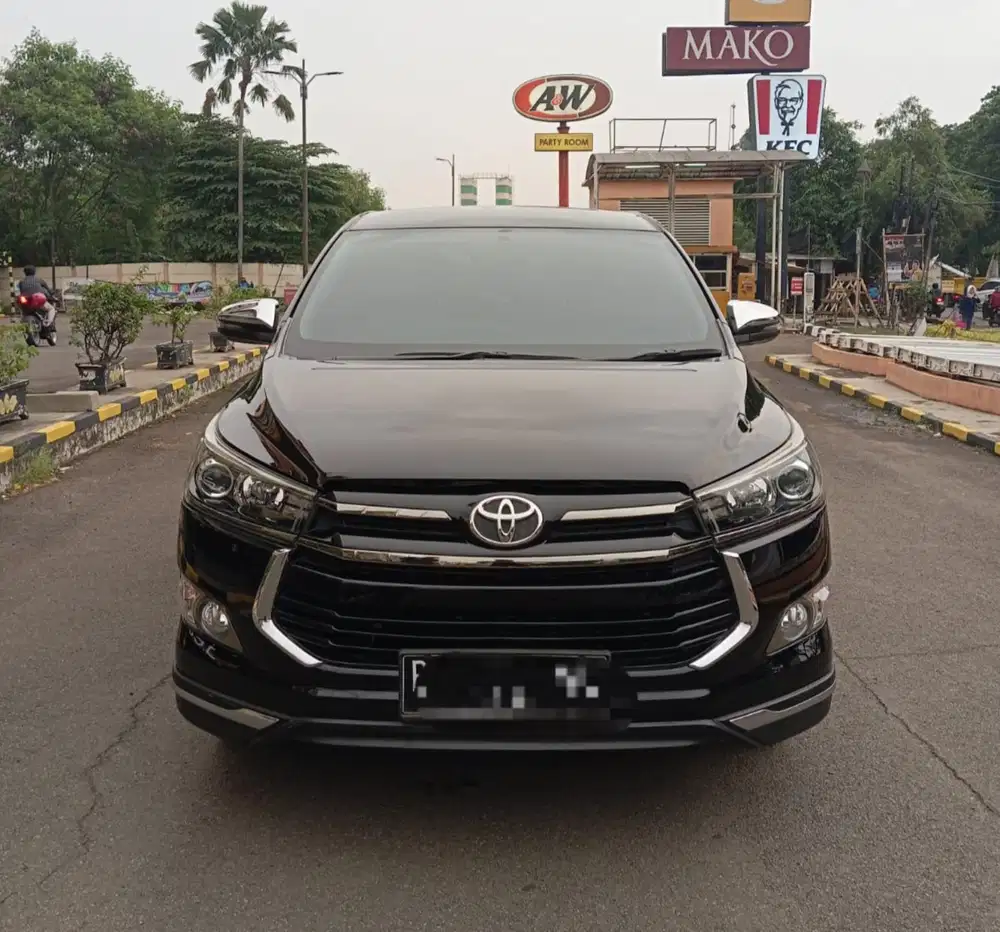 Kredit DP 20 JT ! Innova Venturer AT Automatic Diesel 2019