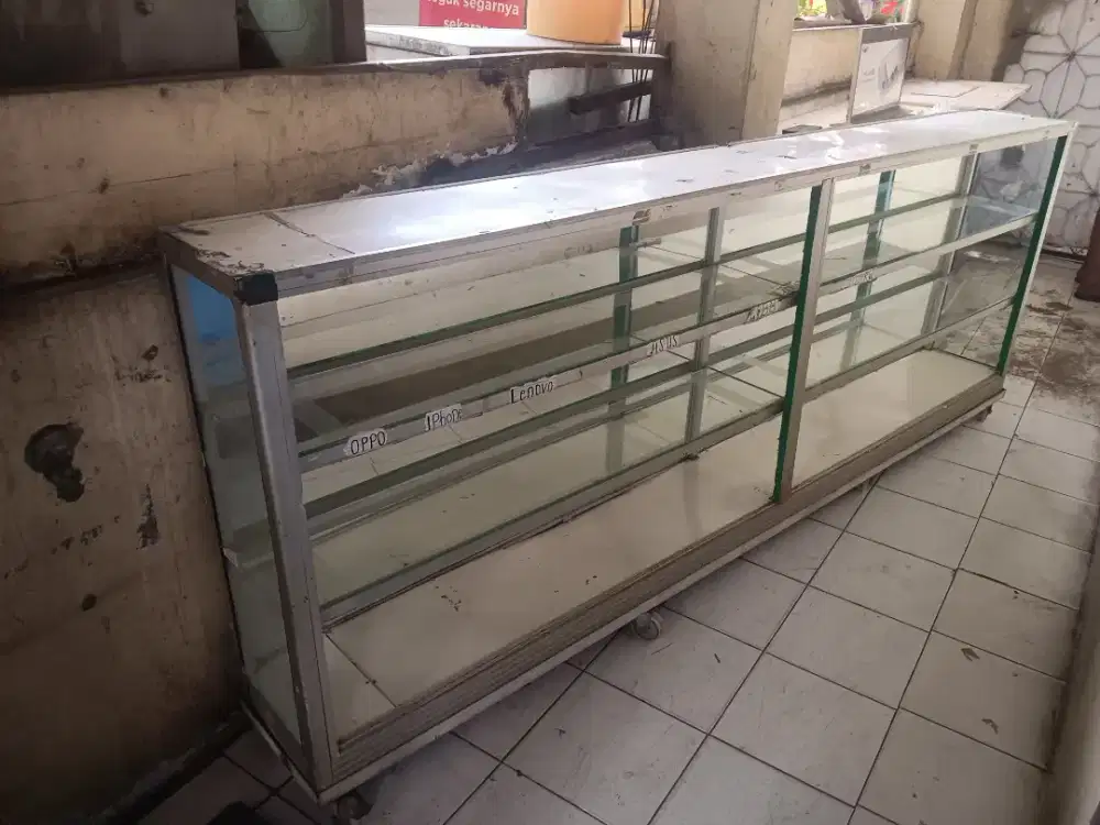 Etalase panjang,siap pakai, 3 tingkat
