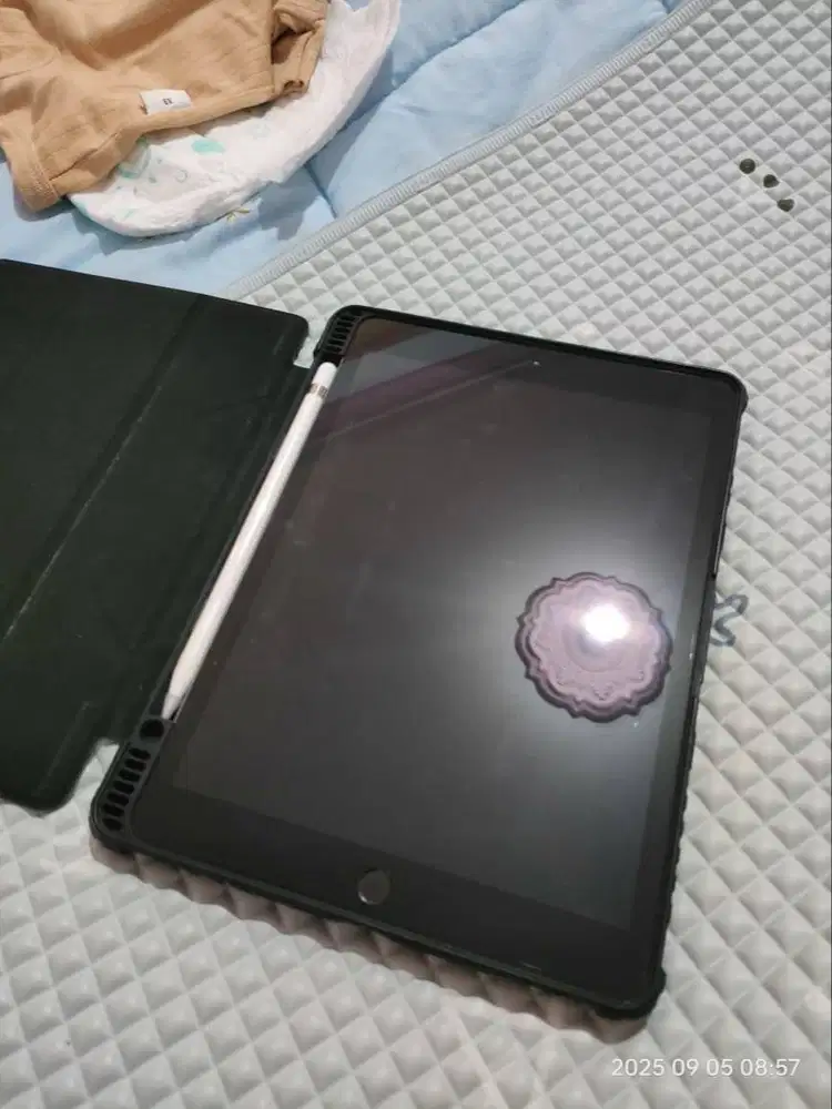 IPAD GEN 7 32GB + APPLE PENCIL GEN1 ORI + CASE