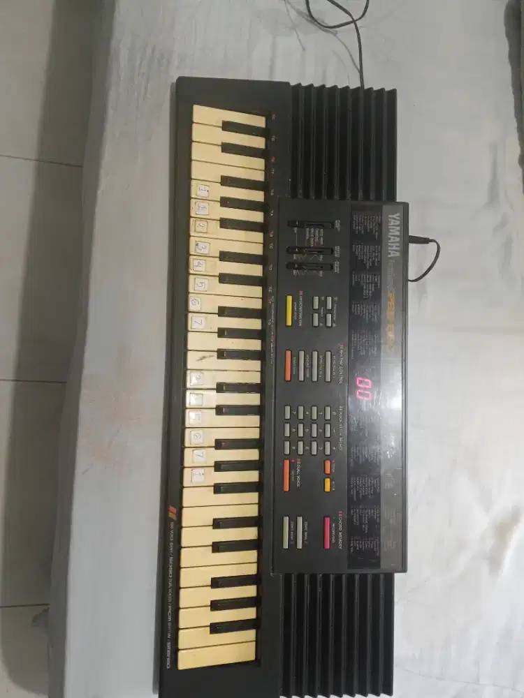 PIANO YAMAHA PSS 290