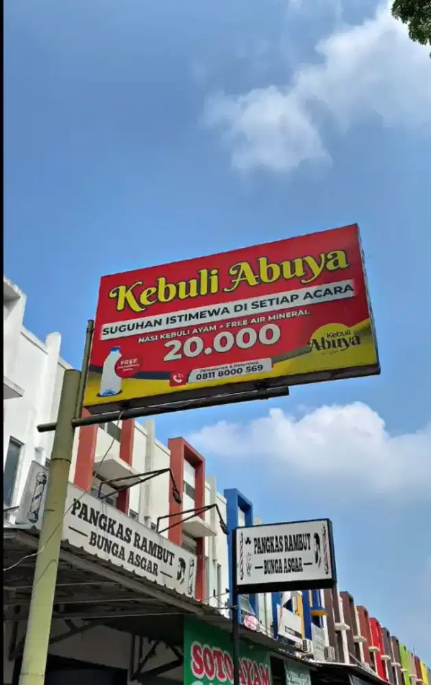 Dibutuhkan crew outlet (prempuan)