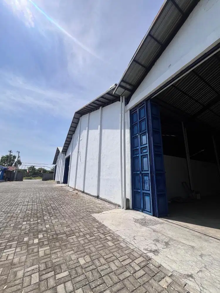 Di sewakan pabrik bangunan siap beroperasi di tegal