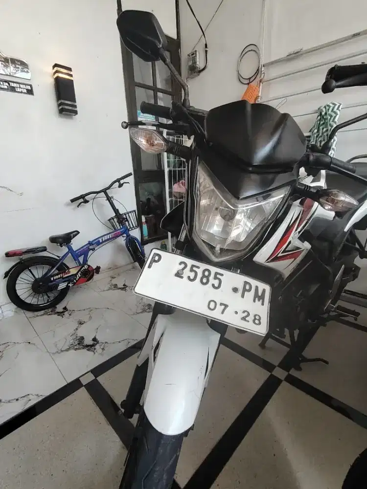 cb150r 2013 lengkap hidup