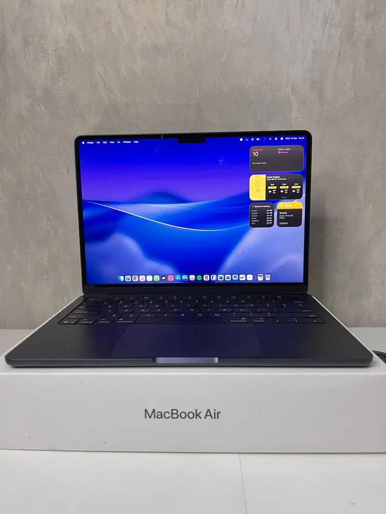 Macbook air M4 16/256gb
