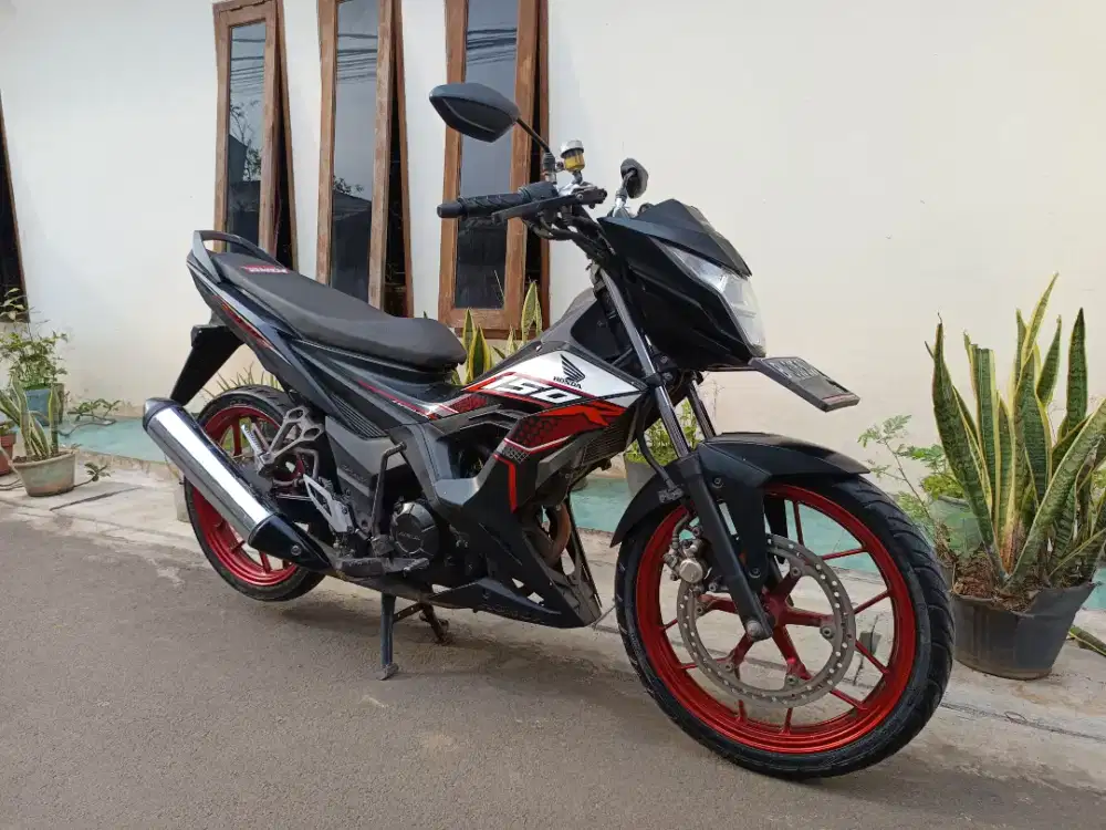 Honda sonic 150R 2021 lengkap pajak hidup
