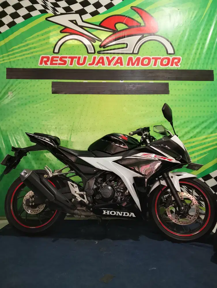 CBR 150 R th 2017 kredit DP 0#rjm