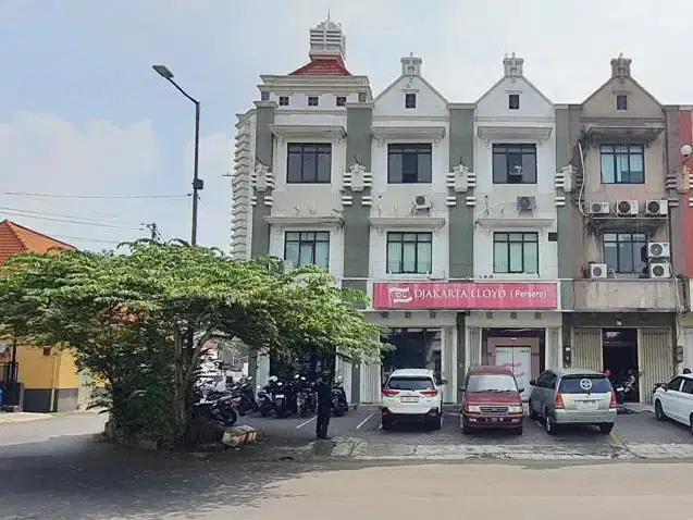 Gudang murah di jln Cendrawasi dekat Rajawali da Tugu pahlawan