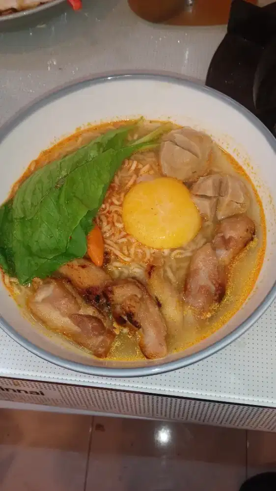 Waitres utk Caffe di Kalideres.